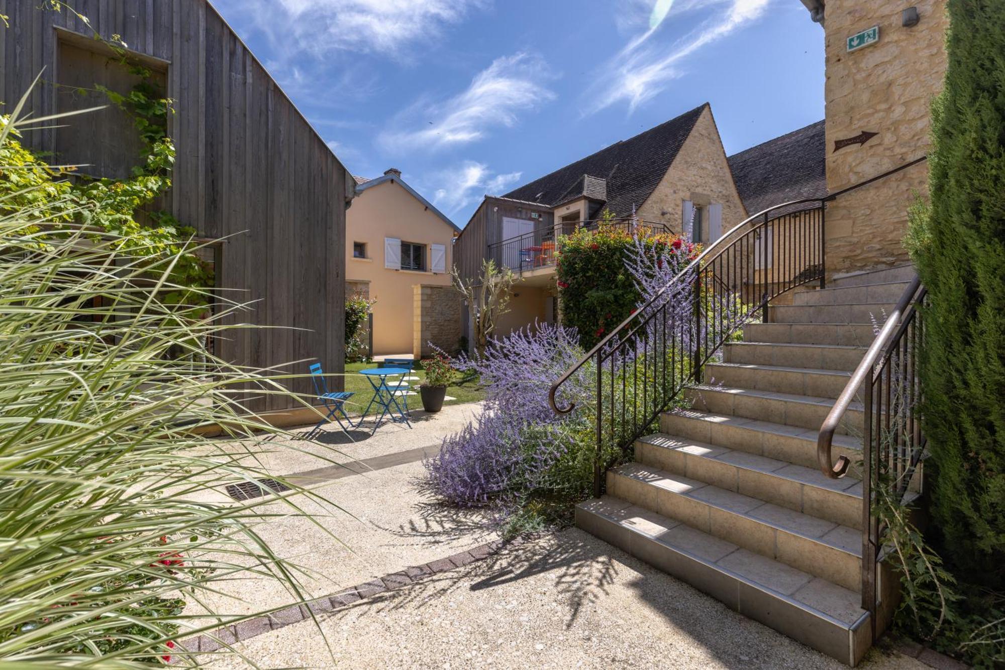Hotel Archambeau Thonac Exterior foto