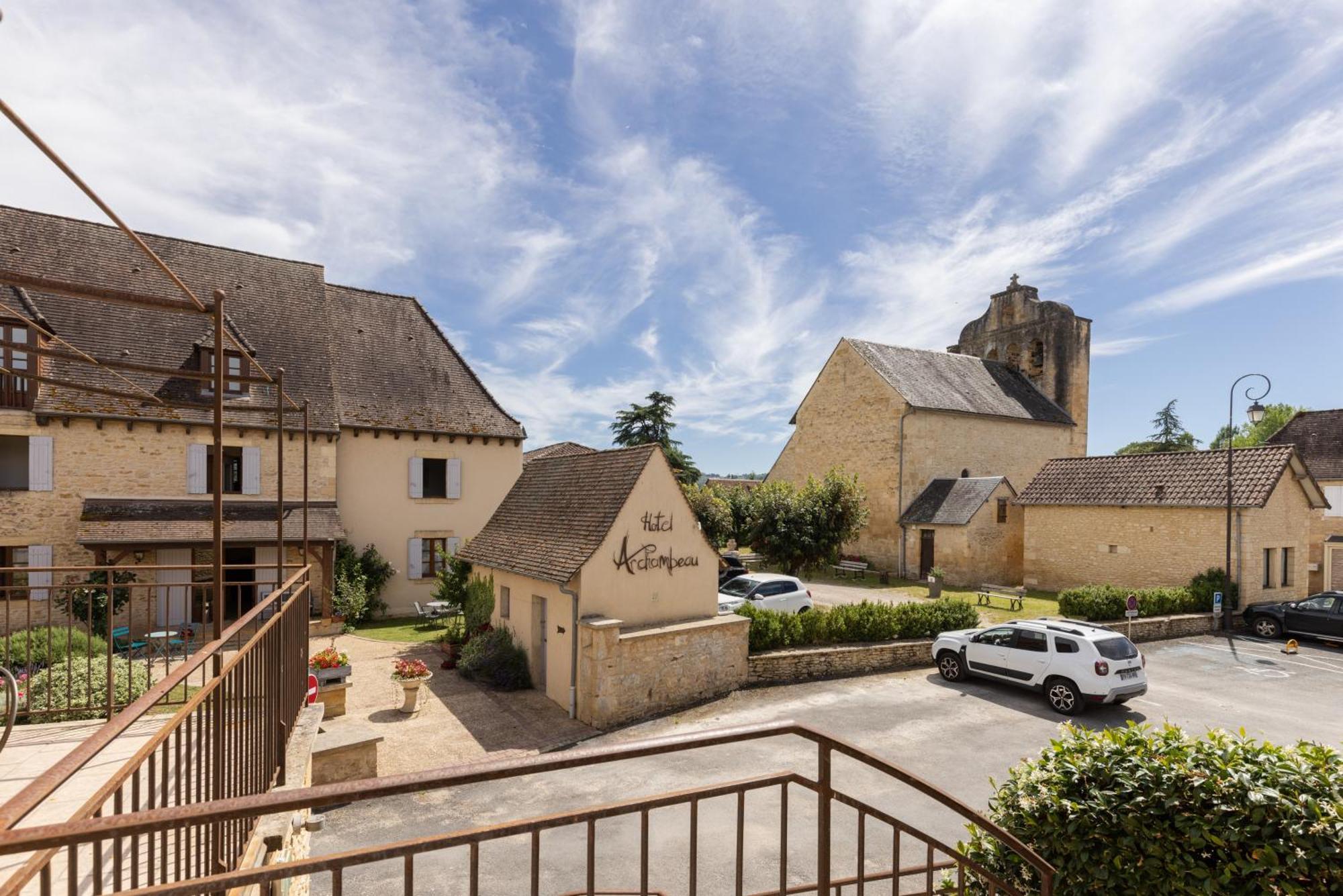 Hotel Archambeau Thonac Exterior foto